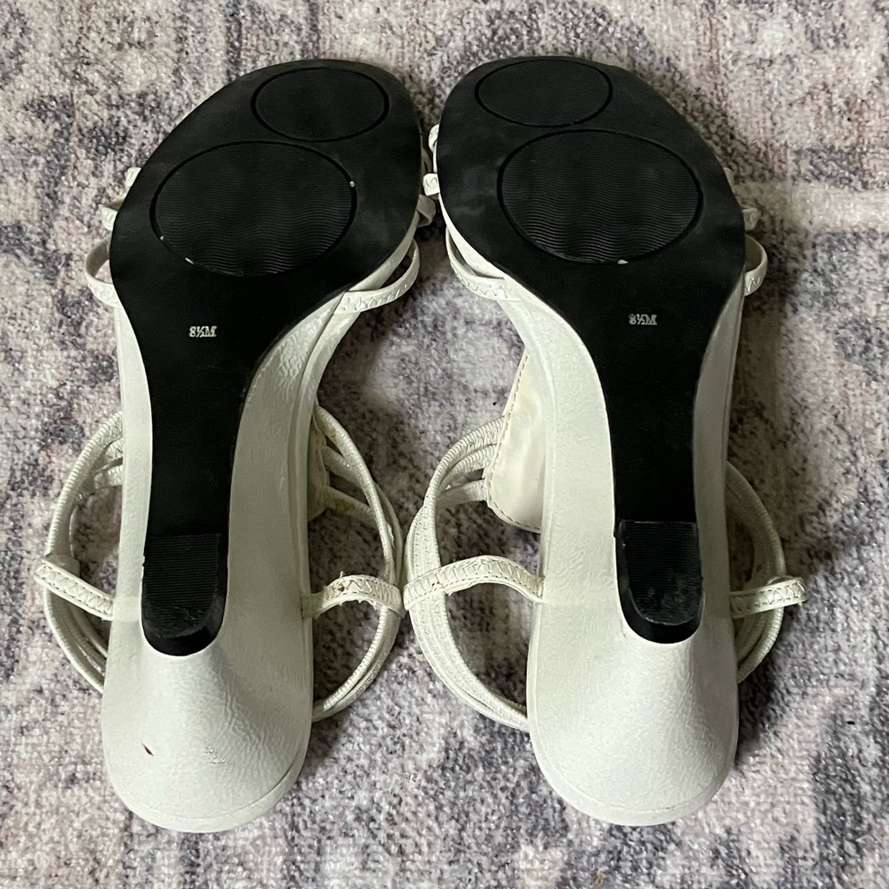 New York Transit Jeweled White Wedge Sandals 8 1/2M - Picture 7 of 7